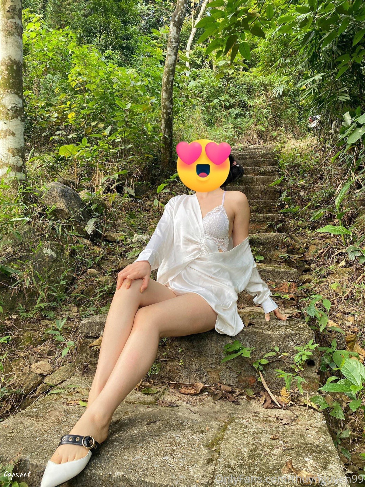 Onlyfans thuynguyen99 leaked nude 036 ohfree.net  1 - Thúy Nguyễn Onlyfans thuynguyen99 nude leaked the fappening