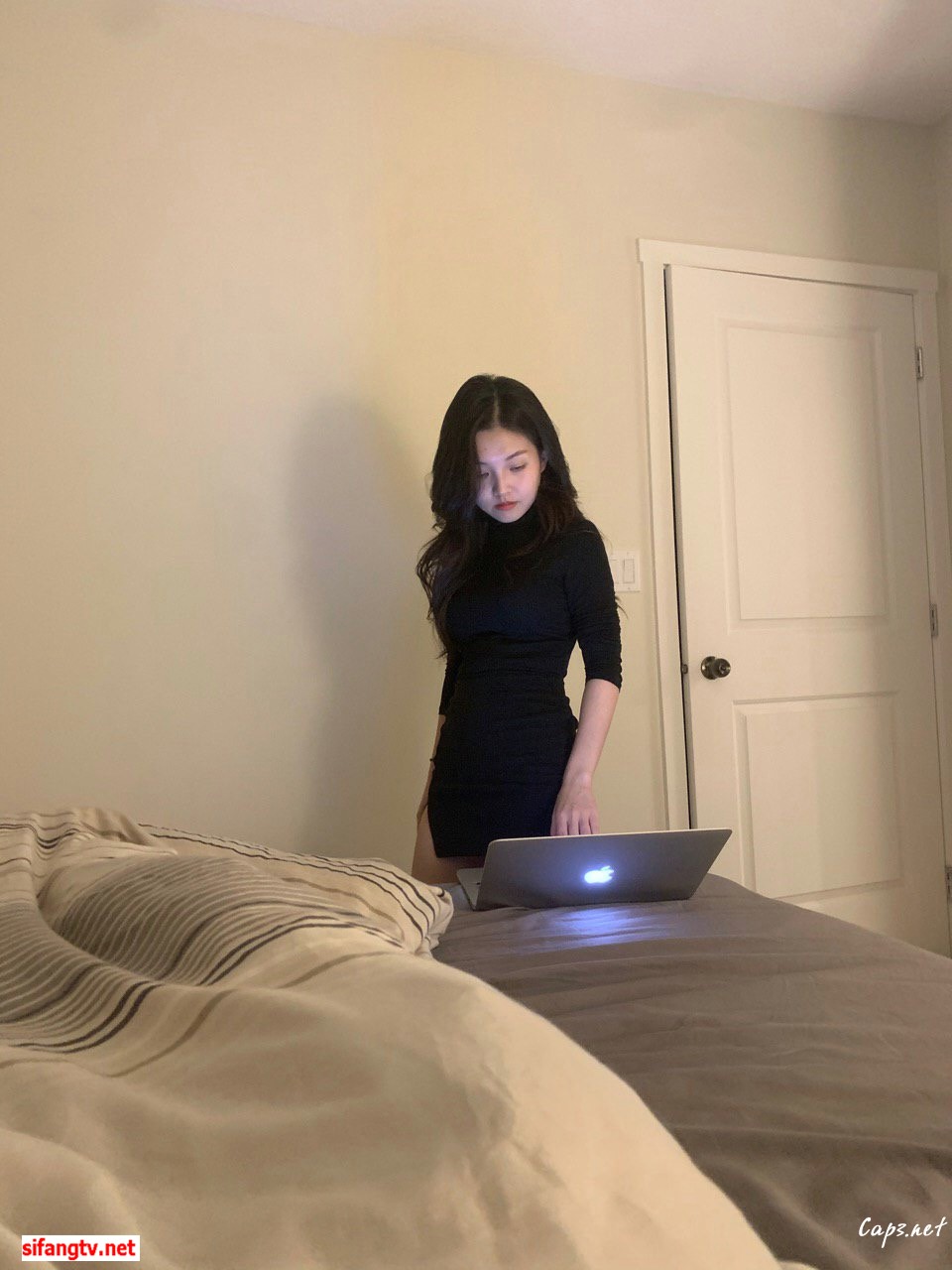 Student Li Tianyi leaked nude 049 ohfree.net  1 - Canadian student Li Tianyi leaked nude release sex video