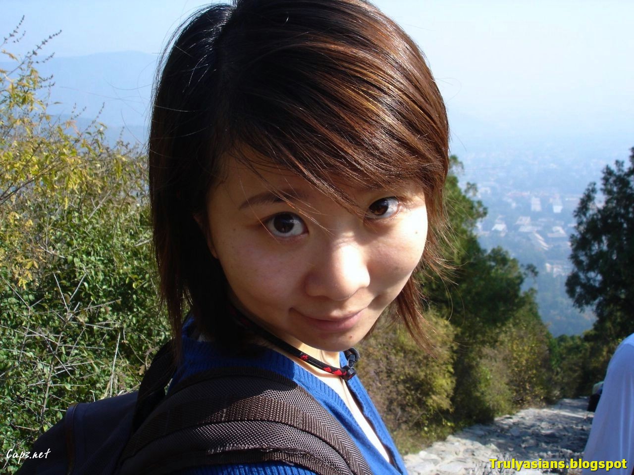 Chinese Girl Friend Posing Nude 001 ohfree.net  - Sweet Looking Chinese Girl Friend Posing Nude