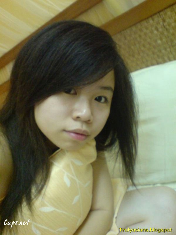 Taiwanese girlfriend blowjob and nude 005 ohfree.net  - Busty cute Taiwanese girlfriend blowjob and nude sex leaked