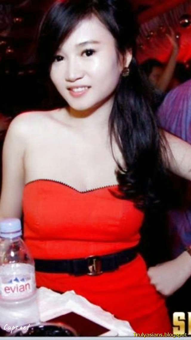 Taiwan girlfriend wild sex in Singapore 002 - Taiwan girlfriend wild sex in Singapore