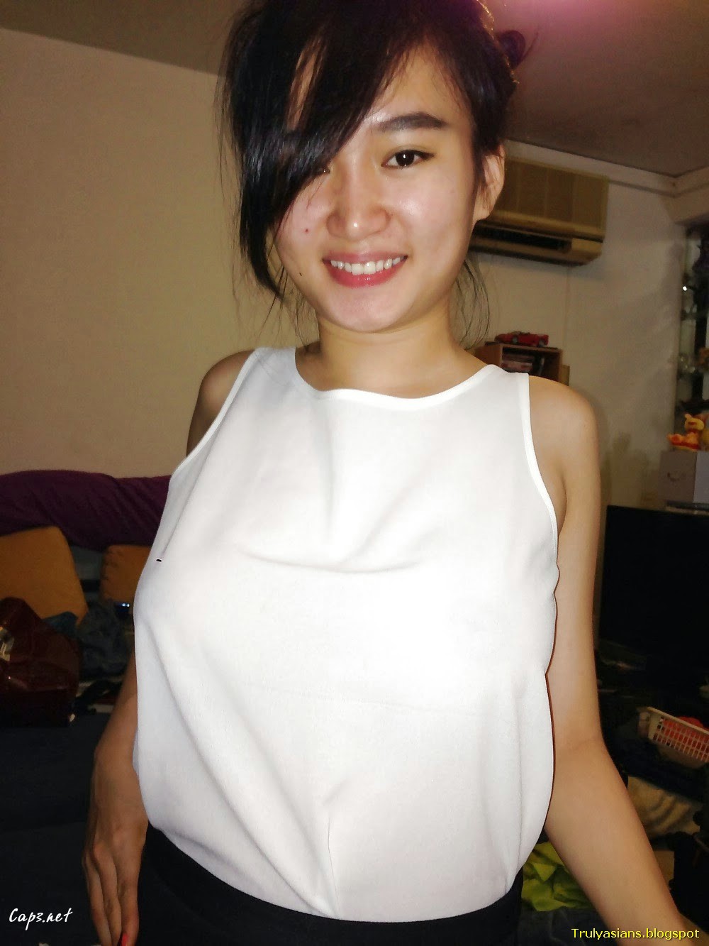 Taiwan girlfriend wild sex in Singapore 003 - Taiwan girlfriend wild sex in Singapore