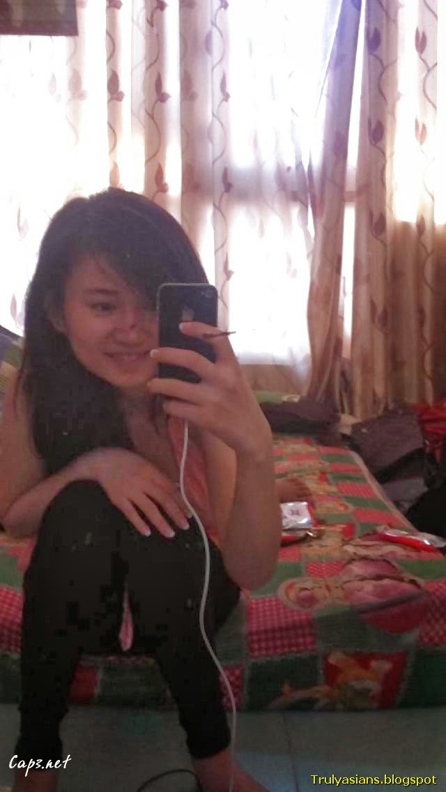 Taiwan girlfriend wild sex in Singapore 019 - Taiwan girlfriend wild sex in Singapore