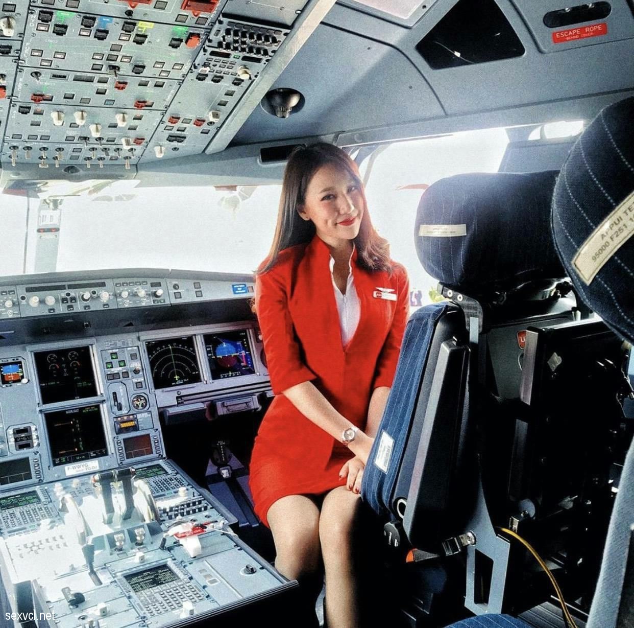 Amateur Stewardess GF nude leaked 005 - Asian Amateur Stewardess Girlfriend nude leaked
