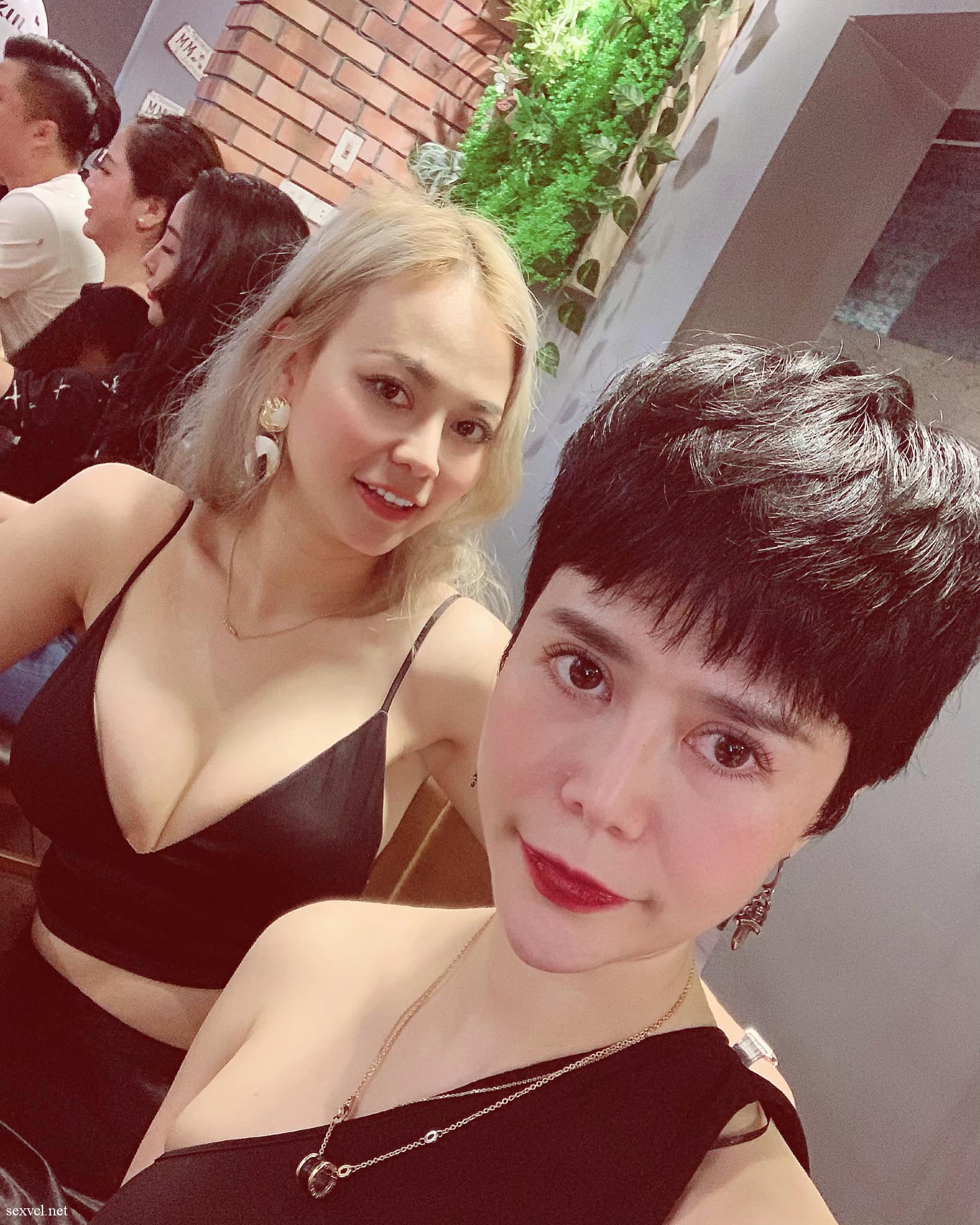 Tú bà Lan Tươi lộ ảnh nóng nude Lan Tuoi nude leaked 008 ohfree.net - Tú bà Lan Tươi lộ ảnh nóng nude