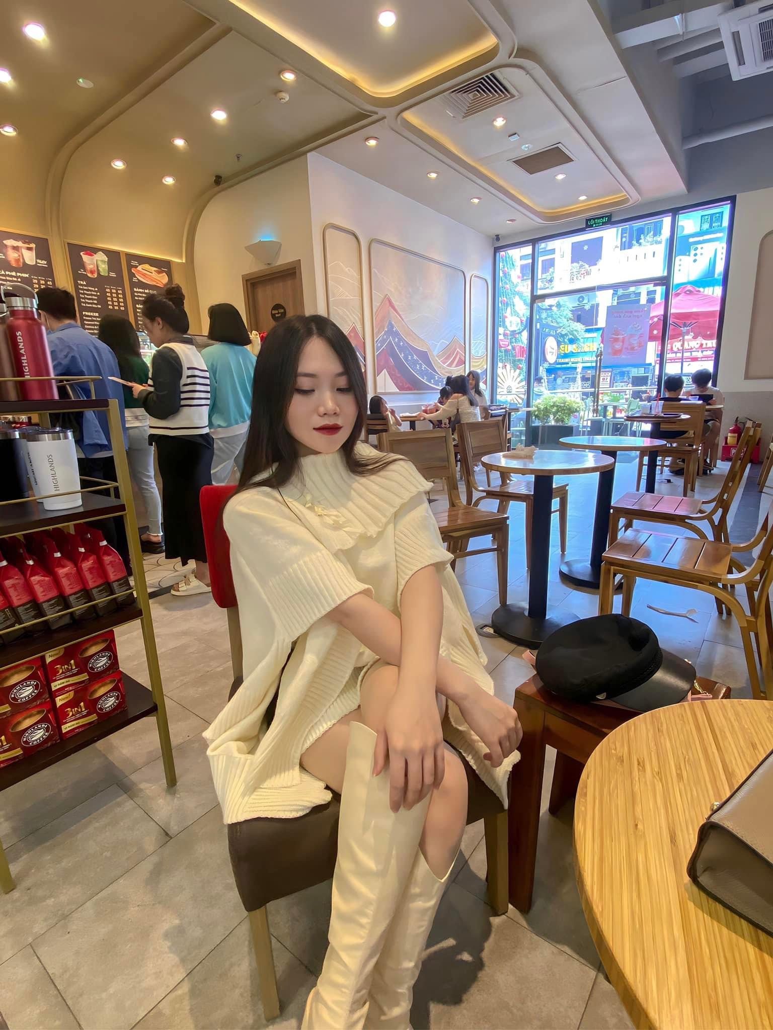 Slave dog facebook Hoàng Diệu Linh 2k1 AKA Nguyễn Thuý Hường nude leaks Slave dog Nguyen Thuy Huong nude leaks threesome 14 - Slave dog facebook Hoàng Diệu Linh 2k1 AKA Nguyễn Thuý Hường nude leaks