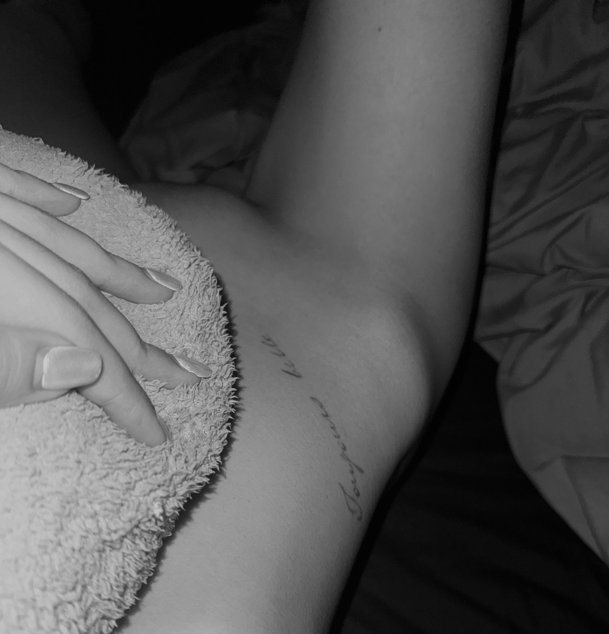 許昀嫻 AKA Olivia 許諾 Onlyfans oliviashu nude sexy leaked 許昀嫻 AKA Olivia 許諾 Onlyfans oliviashu nude 7 - 許昀嫻 AKA Olivia 許諾 Onlyfans oliviashu nude sexy leaked