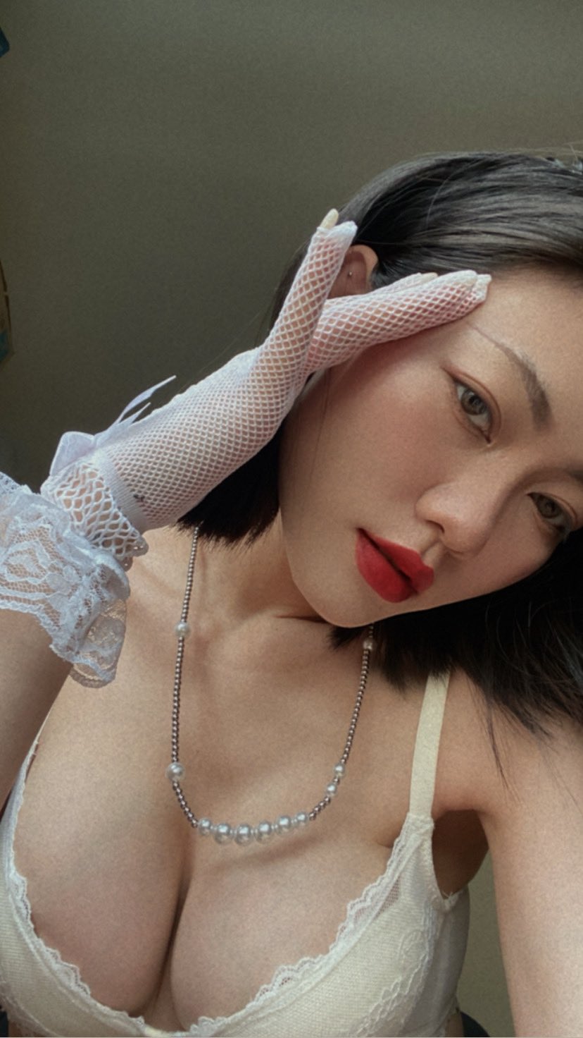 許昀嫻 AKA Olivia 許諾 Onlyfans oliviashu nude sexy leaked 許昀嫻 AKA Olivia 許諾 Onlyfans oliviashu nude 7 - 許昀嫻 AKA Olivia 許諾 Onlyfans oliviashu nude sexy leaked