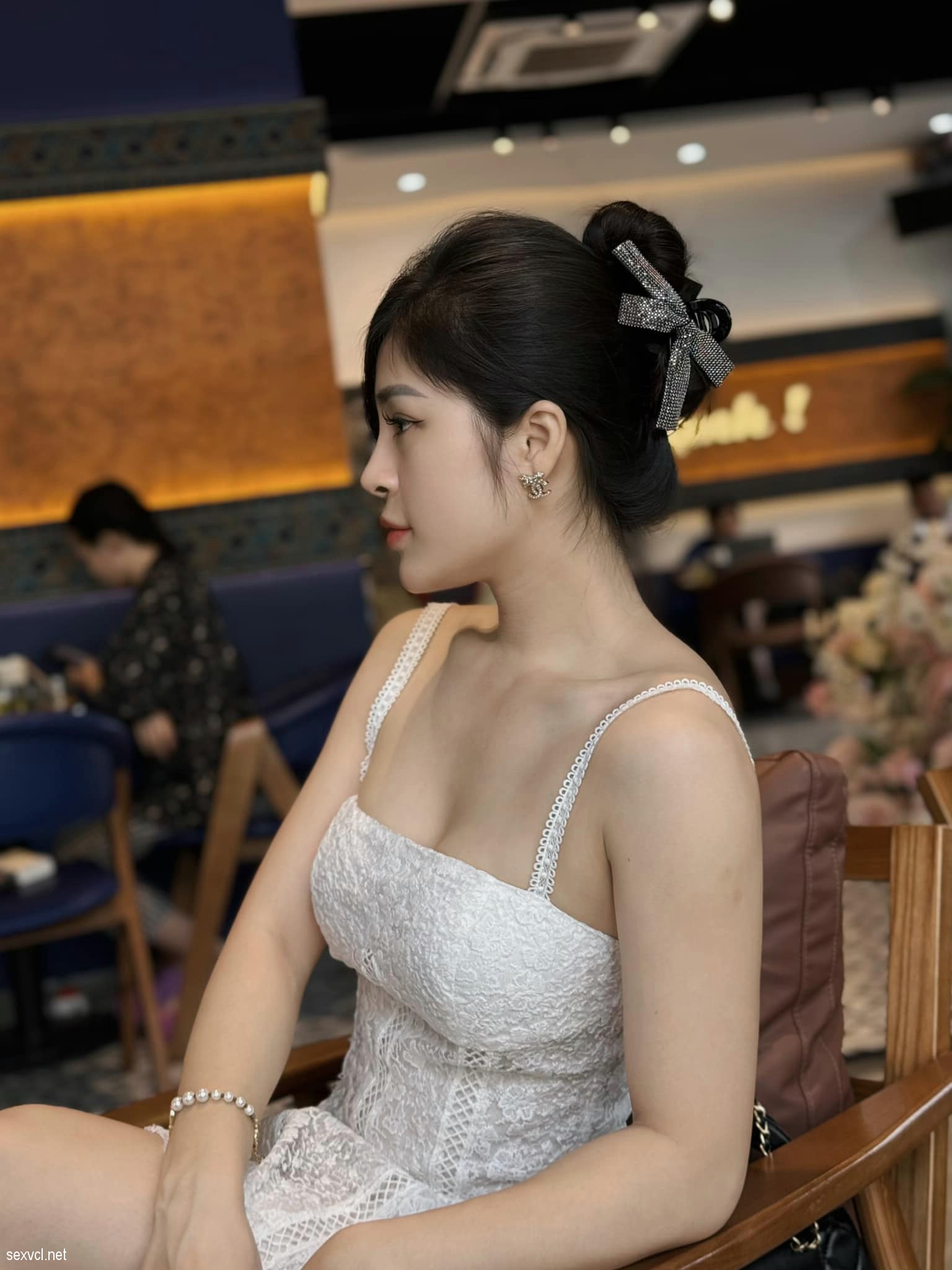 Anh sex Nhung Nguyen Boutique Hai Phong 002 - Ảnh sex Nhung Nguyễn Boutique Hải Phòng lộ hàng nude