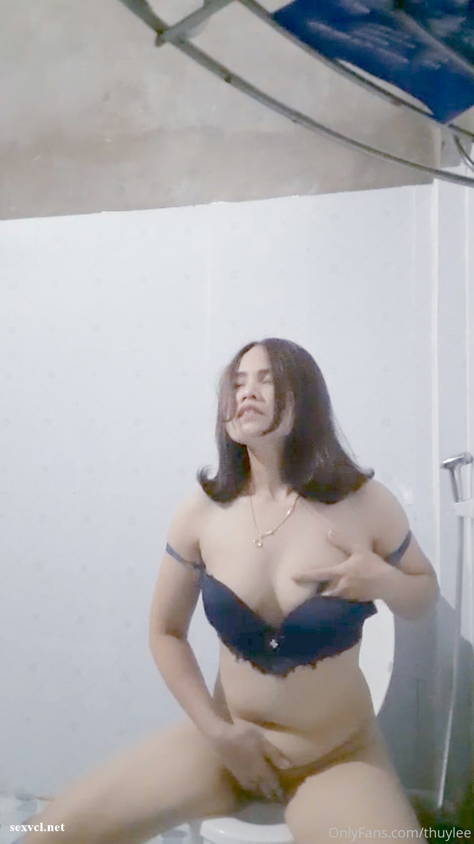 Vietnamese single mom Onlyfans thuylee nude sexy leaked 001 - Vietnamese single mom, Onlyfans thuylee nude sexy leaked