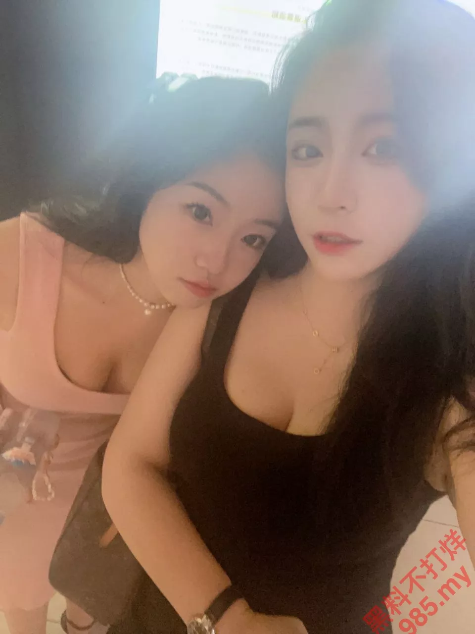 上海静安区高颜值真实母女双双下海两人共同服侍客人 Mother and daughter threesome leaks nude 25 - 上海静安区高颜值真实母女双双下海两人共同服侍客人